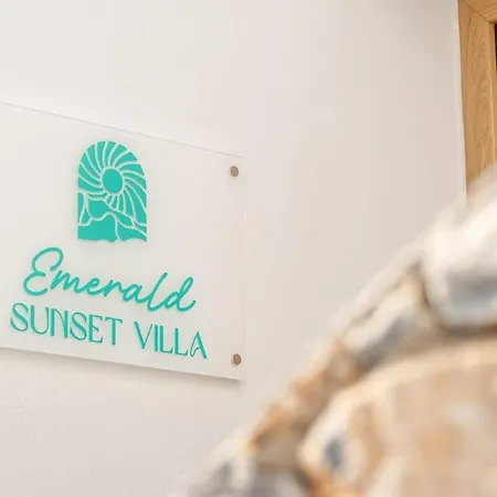 Emerald Sunset Villa, Orkos Beach, By Naxosvibe Villa *